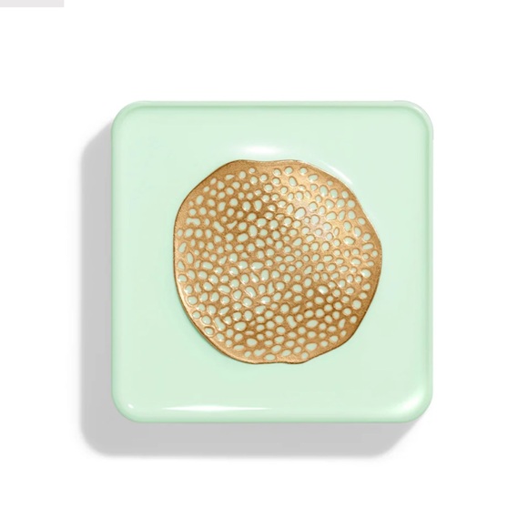 Chantecaille Lotus Radiance Highlighter Limited Edition - Picture 3 of 3